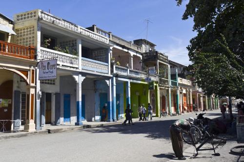Buildings in Les Cayes